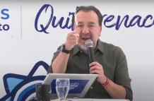 El alcalde de Quito, Pabel Muñoz, cuestionó la declaración de la ministra Inés Manzano de que podría conocer sobre un supuesto atentado a la fuente de agua en Papallacta.