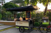 triciclo emprendimiento Urban Monkey Coffee CORTESÍA
