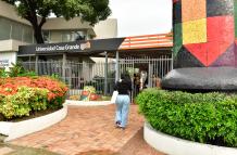 BECAS DE LA U (14364798)