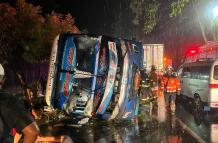 El accidente ocurrió en el kilómetro 98 de la carretera E40, en la ruta Guayaquil-Playas.