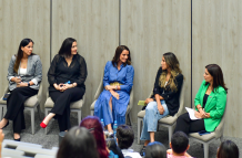 Women in Science, conversatorio organizado por la UEES