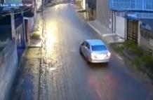 Auto atrapado Quito