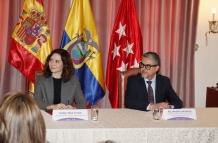 Isabel Díaz Ayuso estpa en Ecuador y asistió a la firma de la ratificación.