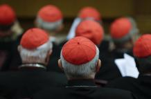 Imagen de archivo de cardenales durante un consistorio presidido por el papa Francisco.