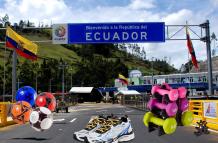 Artículos deportivos, Colombia a Ecuador, puente de Rumichaca, aduana