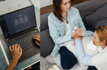 ChatGPT y soledad: estudio revela riesgos de dependencia emocional en usuarios frecuentes.