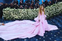 Shakira en la Met Gala 2025