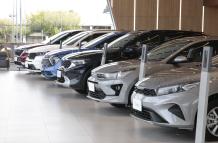 kia+venta+carros+abril