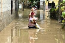 Los organismos de socorro continúan en alerta, mientras los damnificados esperan la ayuda urgente del Estado.