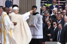 Daniel Noboa representó a Ecuador en la histórica misa de inicio del pontificado de León XIV en el Vaticano.