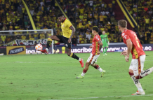 Barcelona vs Deportivo Cuenca en el encuentro de este 23 de mayo.
