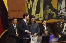 NIELS OLSEN Y VALENTINA CENTENO ASAMBLEA