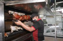 VENTA DE POLLOS ASADOS