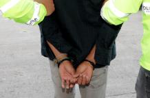 policía detenido