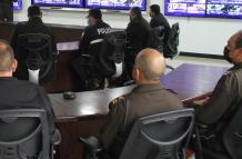 La vigilancia, los controles excesivos y otras tácticas policiales invasivas pueden crear un clima de miedo y sospecha.