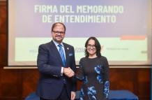 Gobierno y ONU mujeres firman convenio de seguridad de género