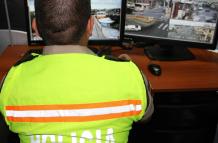Las disposiciones para interceptar comunicaciones y correspondencia sin autorización judicial son dos de los puntos cuestionados de la Ley de Inteligencia.