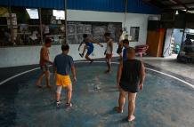 deporte birmano de chinlon