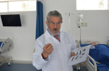 José Ruales es salubrista, fue ministro de Salud. Es decano en la UISEK.