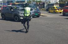 Imagen de referencia. Los uniformados de la AMT acudieron a controlar el tránsito, ante el fallo en los semáforos por el apagón.
