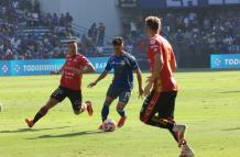 Juan Pablo Ruiz del Emelec, salió expulsado ante D. Cuenca.