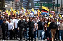 Daniel Noboa en marcha contra la Corte