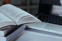 Lenguaje viral y cultura digital llegan al Cambridge Dictionary en su última actualización
