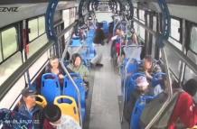 Robo en un bus en Quito