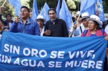 Yaku Pérez presentó la denuncia en contra de Daniel Noboa y su esposa, Lavinia Valbonesi, por las supuestas donaciones que habría recibido la primera dama por parte de una empresa minera.