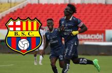Roberto La Tuka Ordóñez jugador de Cuenca Jr, e hincha de Barcelona SC.