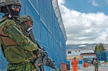 Seguridad. Los militares y policías forman parte de los perímetros de control externo de las cárceles del país.