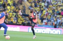 Enner Valencia en el calentamiento antes del Ecuador vs Argentina.