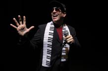 Fallece Mike Albornoz, ícono de la música ecuatoriana de los años 80