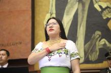 Carmen Tiupul, una de las legisladoras expulsadas por Pachakutik.