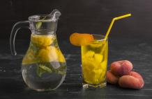¿Realmente Necesitas "Cargar" Tu Agua? La Ciencia Explica los Efectos de la Última Tendencia en Hidratación