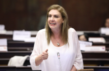 Nuria Butiñá, asambleísta de la Revolución Ciudadana, fue acusada por un asesor, por pago de diezmos, maltratos, etc.