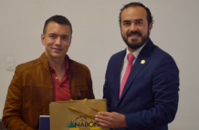 Daniel Noboa con Patricio Maldonado, presidente de AME, en noviembre del 2023, cuando empezó su primer período como gobernante de Ecuador.