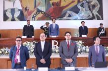 El acto se desarrolló en presencia de autoridades nacionales, locales, militares, policiales y representantes de la sociedad civil.
