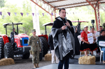El 8 de octubre del 2025, el presidente Daniel Noboa entregó "beneficios" de programas del Ministerio de Agricultura.