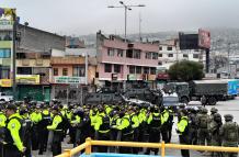 Policías en Villaflora