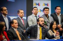 La AME, presidida por Patricio Maldonado, convocó a elecciones de sus autoridades, después de que el alcalde de Santa Clara, en Pastaza, hizo un llamado para una asamblea extraordinaria.