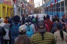 Aunque el Gobierno y diferentes representantes indígenas anunciaron que el paro se suspendía, otros dirigentes desconocieron el acuerdo.