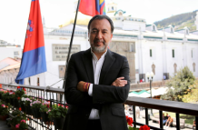 El alcalde Pabel Muñoz conversó sobre las dificultades que atraviesan los municipios por la falta de transferencias estatales.