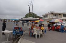 Negocios en el Malecón de Playas