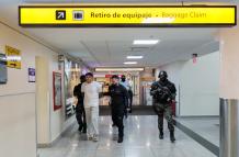 Las autoridades ecuatorianas deportaron al ciudadano lituano Maciulis Dainius.