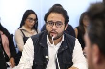 Edgar Lama compareciendo en la Comisión de Salud de la Asamblea Nacional