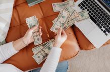 Referencial. El décimo tercer sueldo o bono navideño es uno de los beneficios más esperados del año.