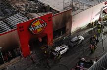 Incendio en tienda en México deja 23 fallecidos
