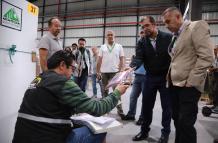 El CNE informó que más de 825 observadores nacionales e internacionales han sido acreditados para vigilar el desarrollo de la consulta popular y el referéndum.