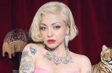 Mon Laferte promociona su nuevo disco Femme Fatale.